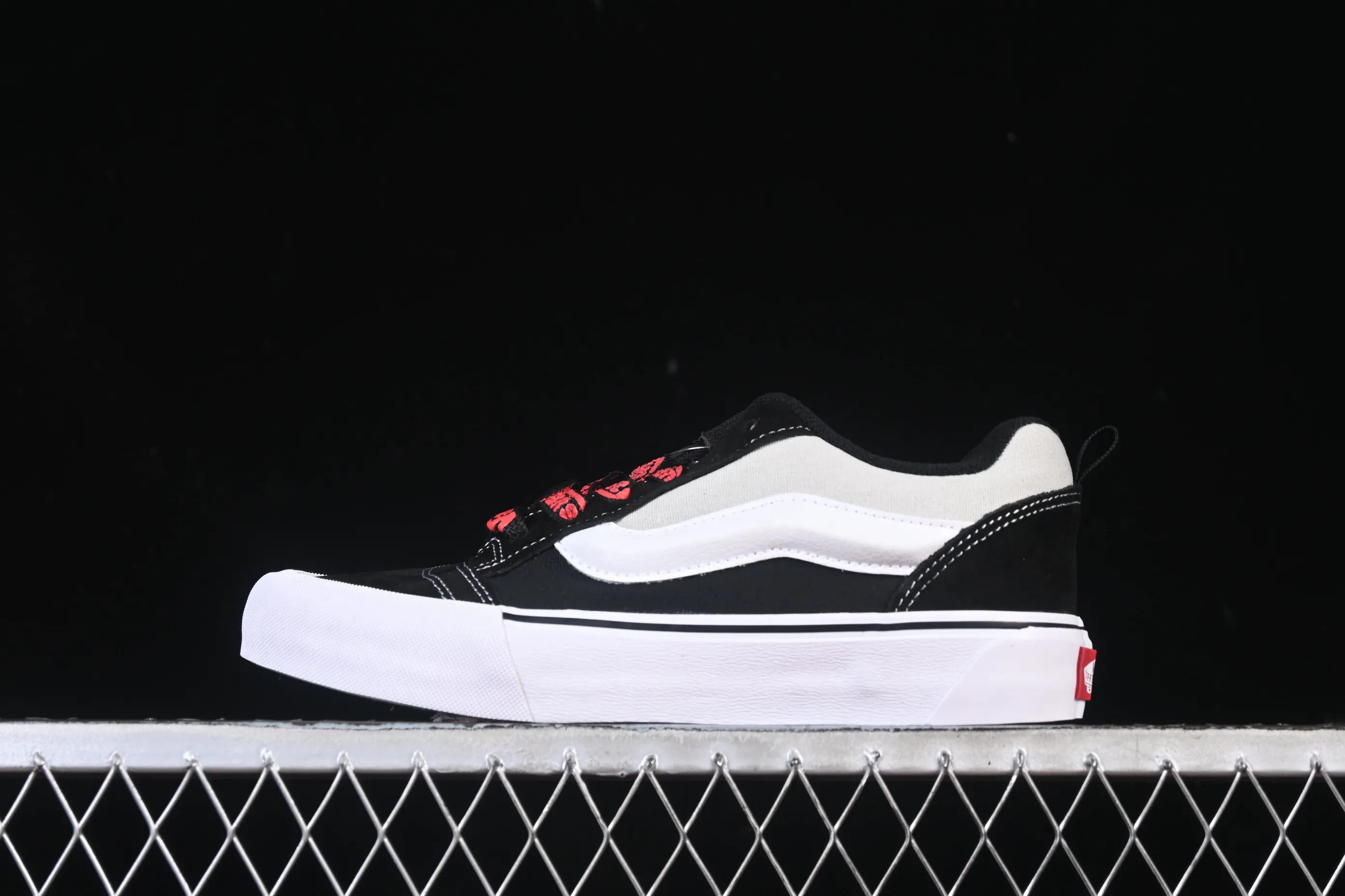 All categories Vans Vans series Vans Low Vans low-top Vans Knu-Skool high street American retro casual canvas skateboard shoes VN0009QCBA2